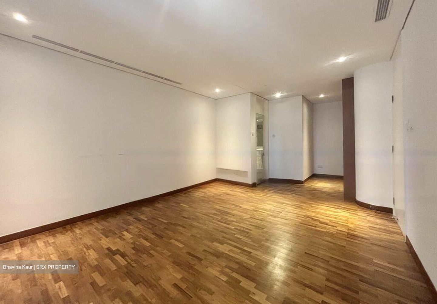 The Colonnade (D10), Condominium #498599741